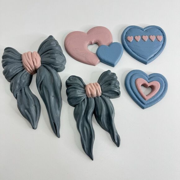 Vtg Set of Blue & Pink Bows Home Interior Wall Hangings Burnwood Hearts 5 Pieces - Picture 2 of 9